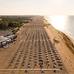 Cozy Flat Next To The Sea In Bibione-beahost Апартаменты